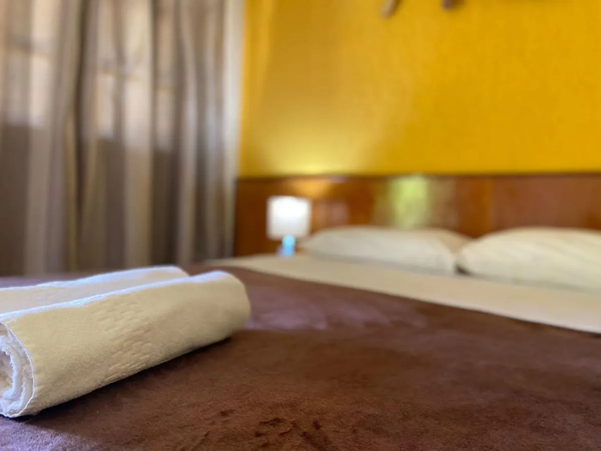 Pousada Elohim De Buzios Inn